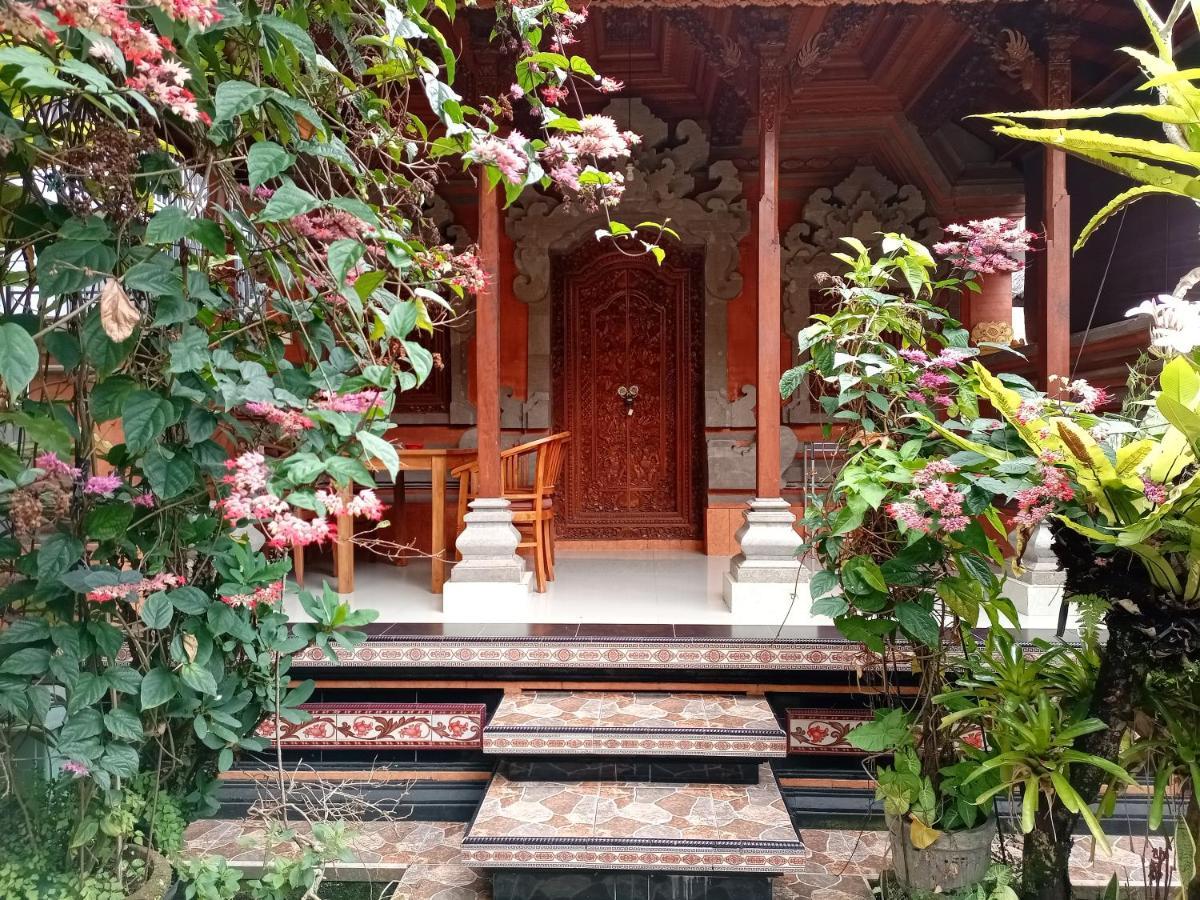 Nyoman House Ubud Exterior foto